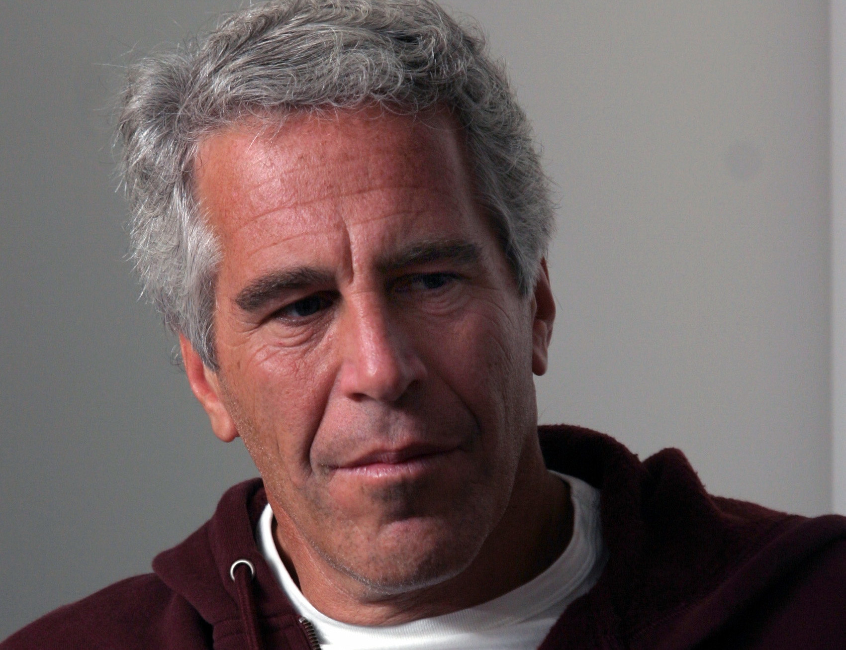 Secretarul britanic al Apărării ordonă o revizuire a dosarelor militare privind posibila implicare a lui Jeffrey Epstein în traficul de fete în Regatul Unit 1 62060345 1