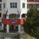 primaria curtea de arges