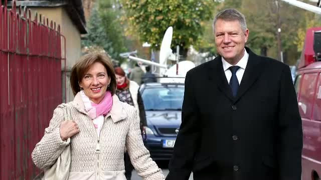Klaus Iohannis a participat la slujba de Florii la biserica din centrul Sibiului 1 61598865
