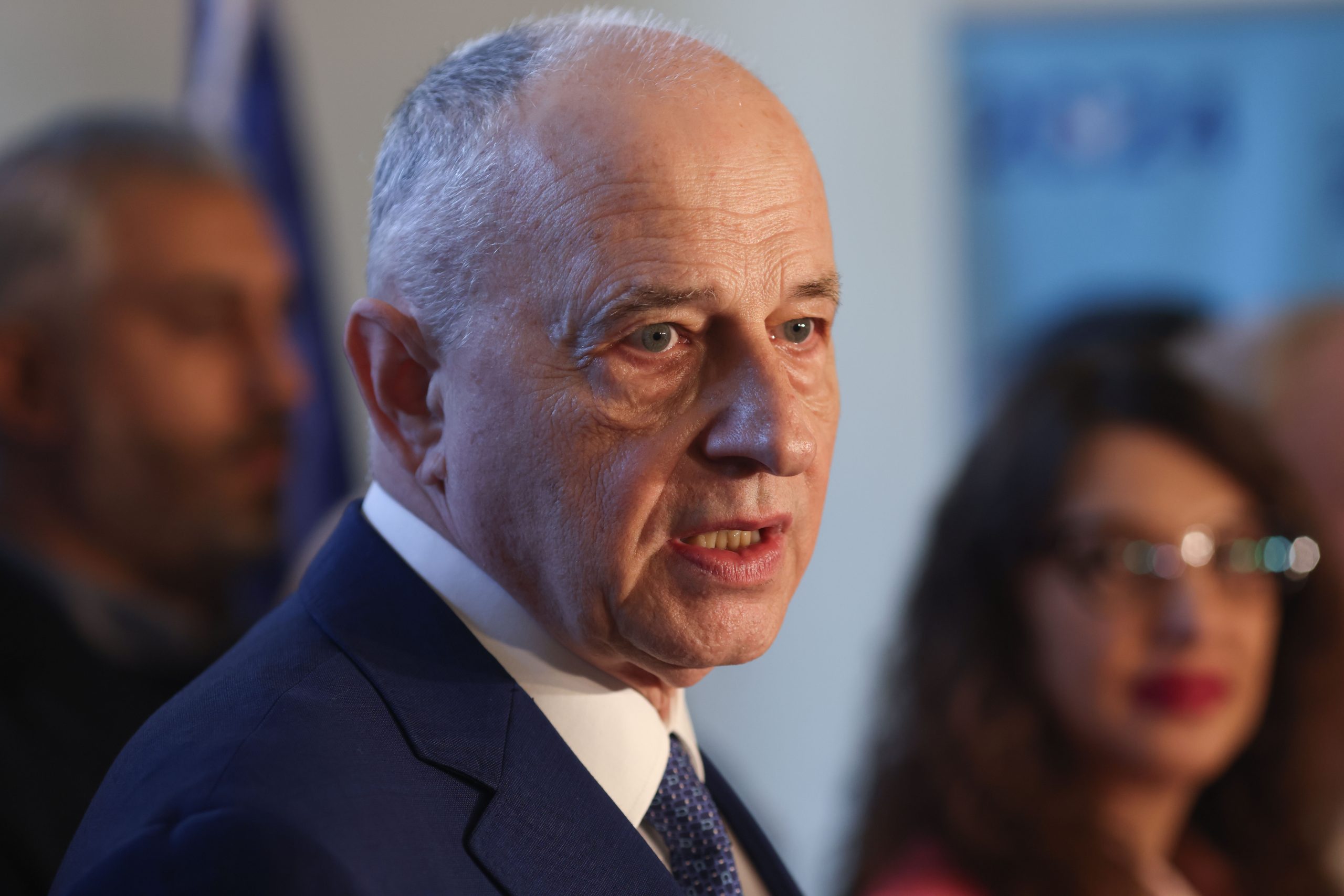 Luxembourg Herald: Mircea Geoană, fost ministru român, asociat cu o „mașinărie politică” cu legături controversate 1 mirceageoana inquam photos george calin scaled