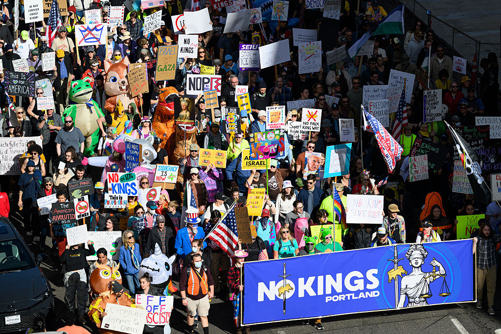 Proteste masive în marile orașe din SUA și Europa împotriva politicilor lui Donald Trump și a războiului din Iran 1 no kings proteste sua 5