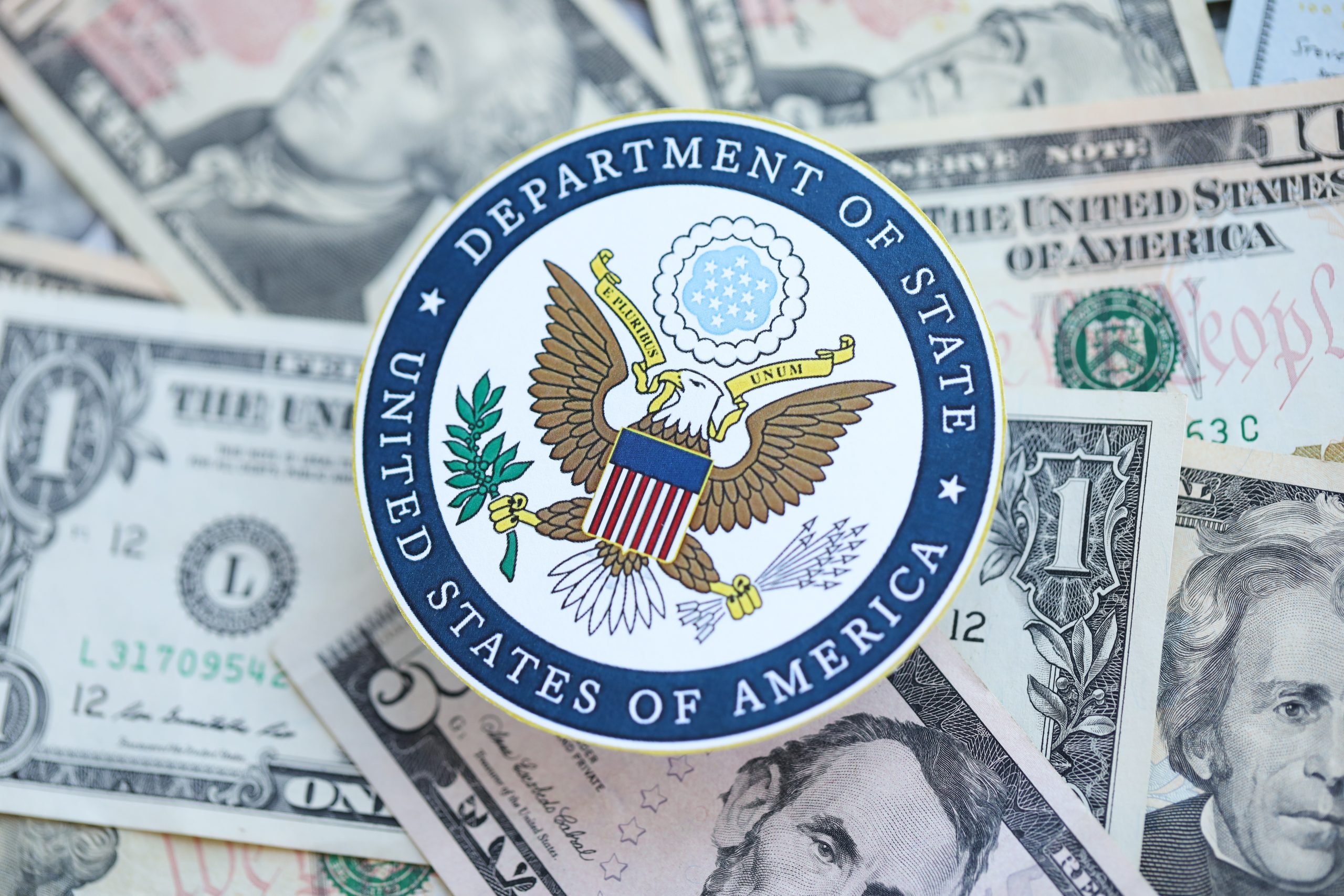 Statele Unite oferă o recompensă de 10 milioane de dolari pentru informații privind liderii iranieni și Gardienii Revoluției 1 shutterstock 2452226345 scaled