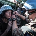 un soldat shutterstock 2530993719