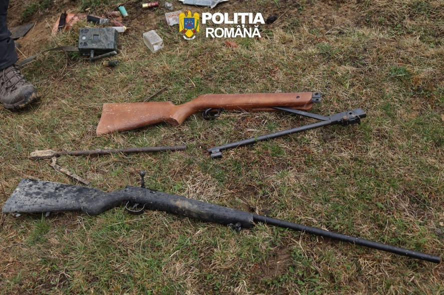 Percheziții în comuna Leșu, Bistrița-Năsăud, în dosar de braconaj cinegetic și deținere ilegală de arme letale 1 whatsapp image 2026 03 29 at 17 37 24