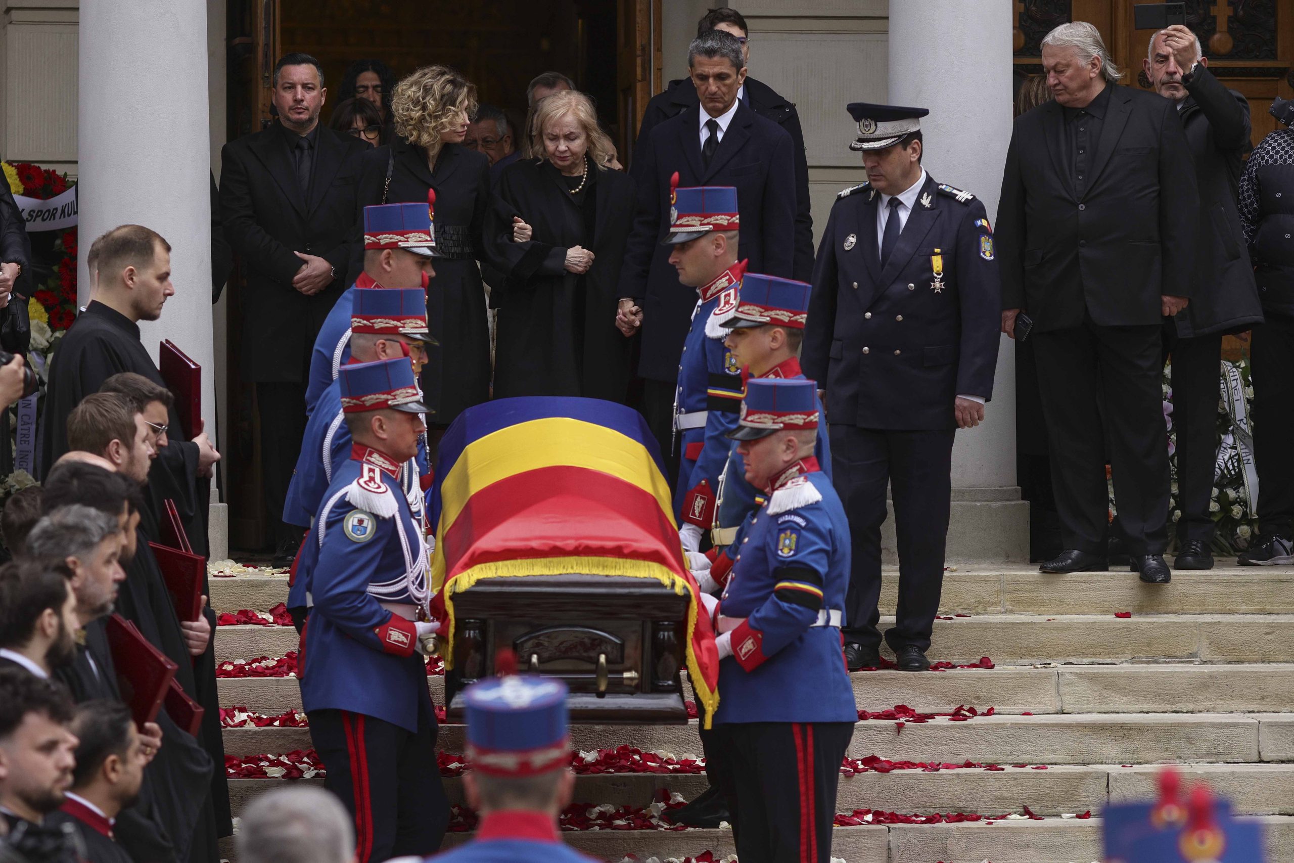 mircea lucescu inmormantare funeralii octav ganea 7 scaled
