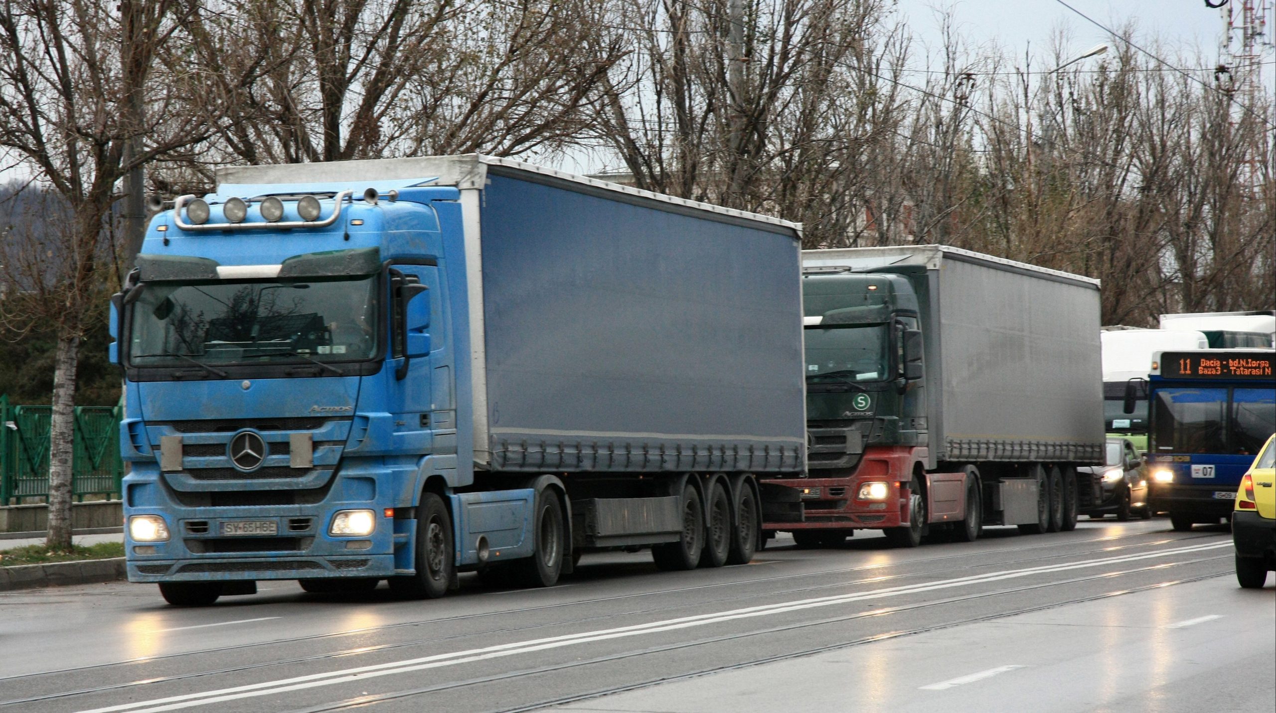 camion tir scaled
