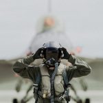 pilot f 16 romania