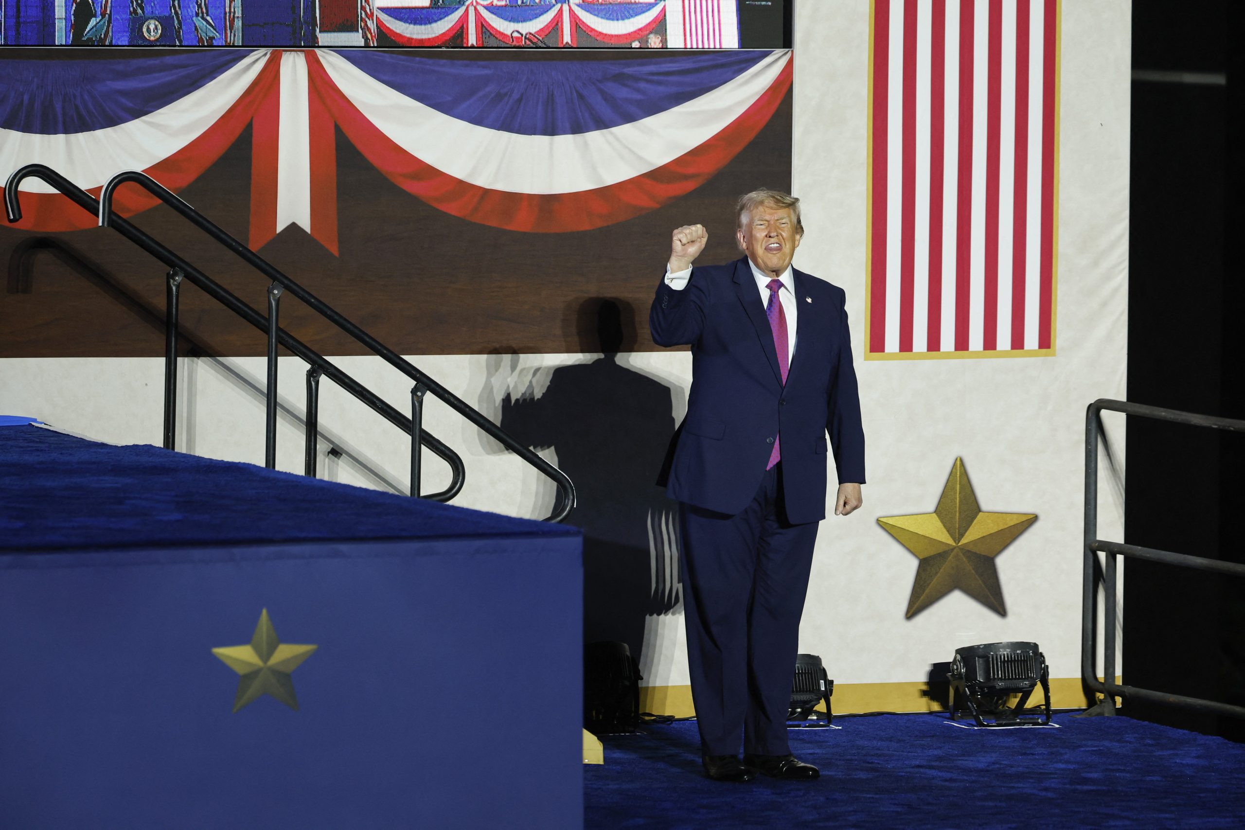 donald trump scaled