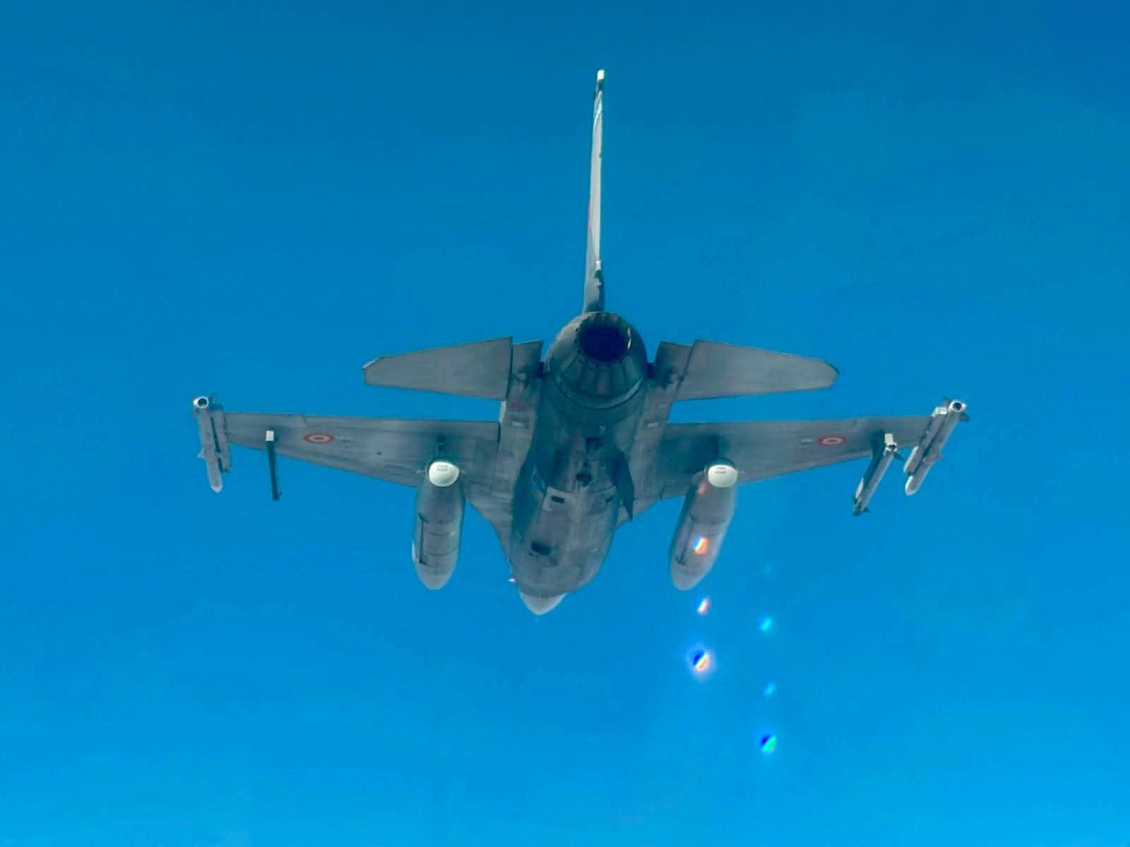 f 16 romania fb mapn 1