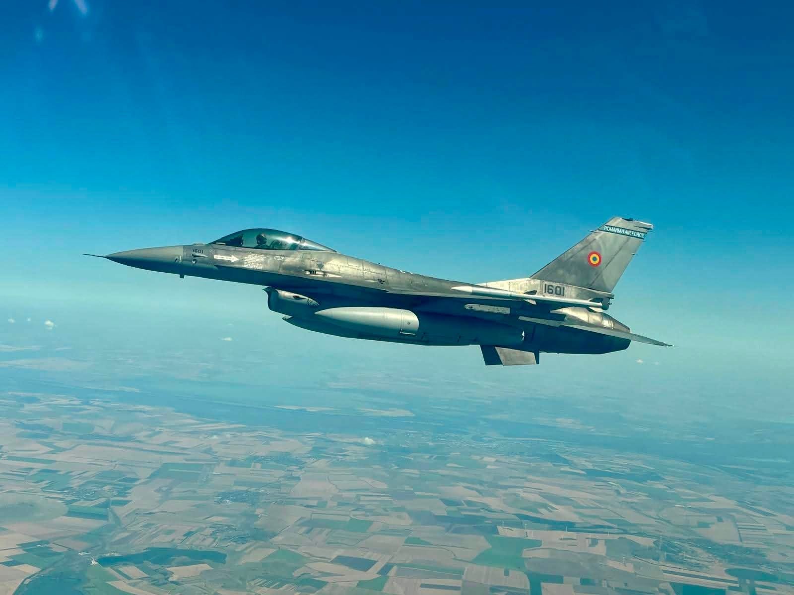 f 16 romania fb mapn 3