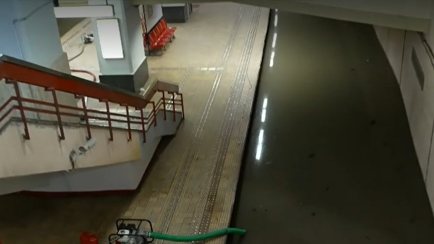 inundatie metrou victoriei