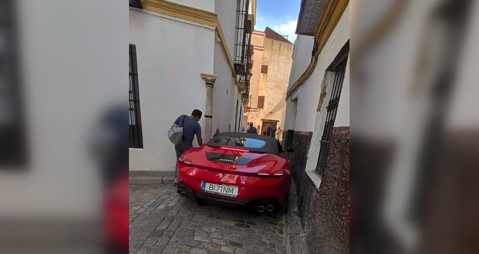 ferrari blocat