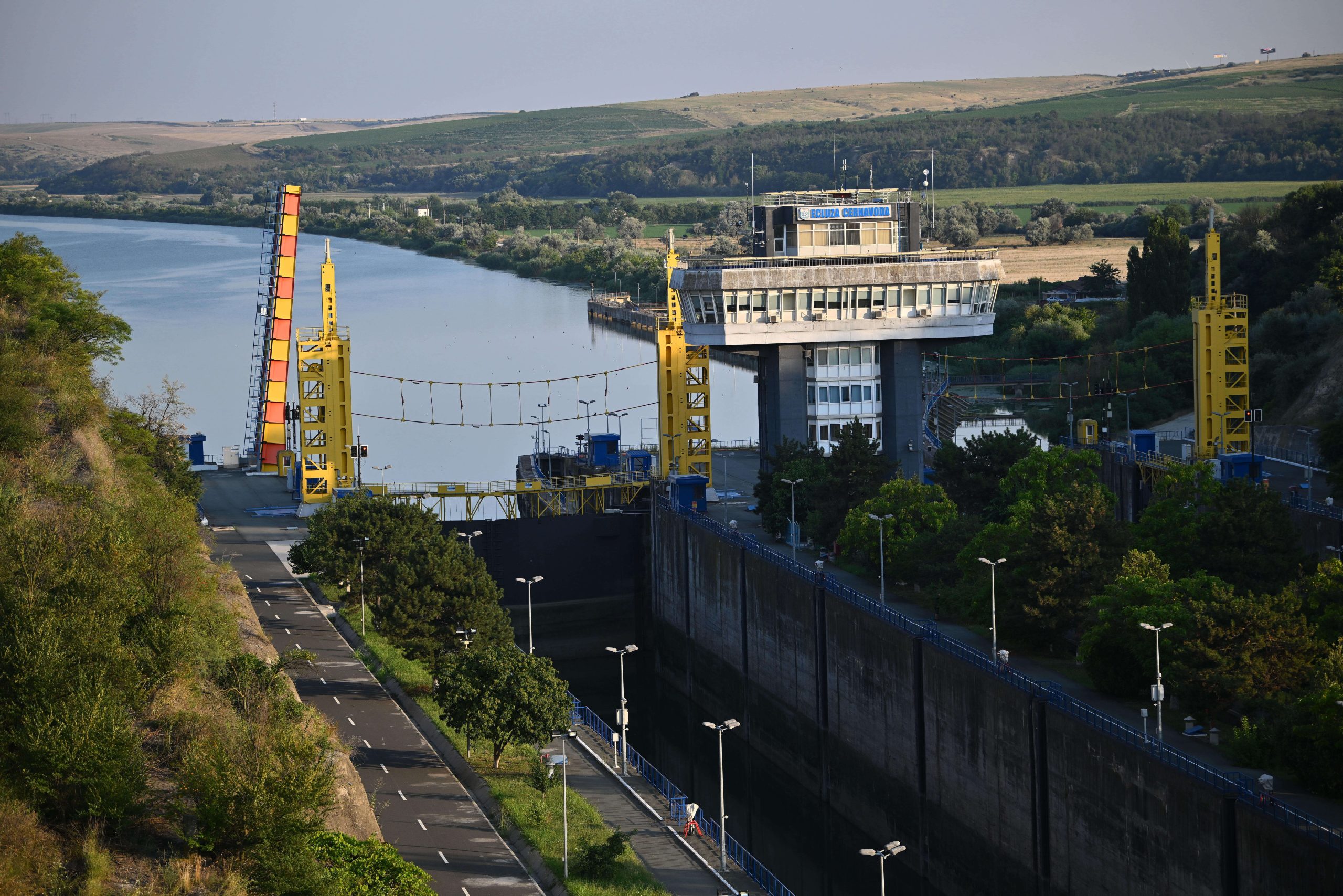 gettyimages cernavoda centrala nucleara 1 scaled